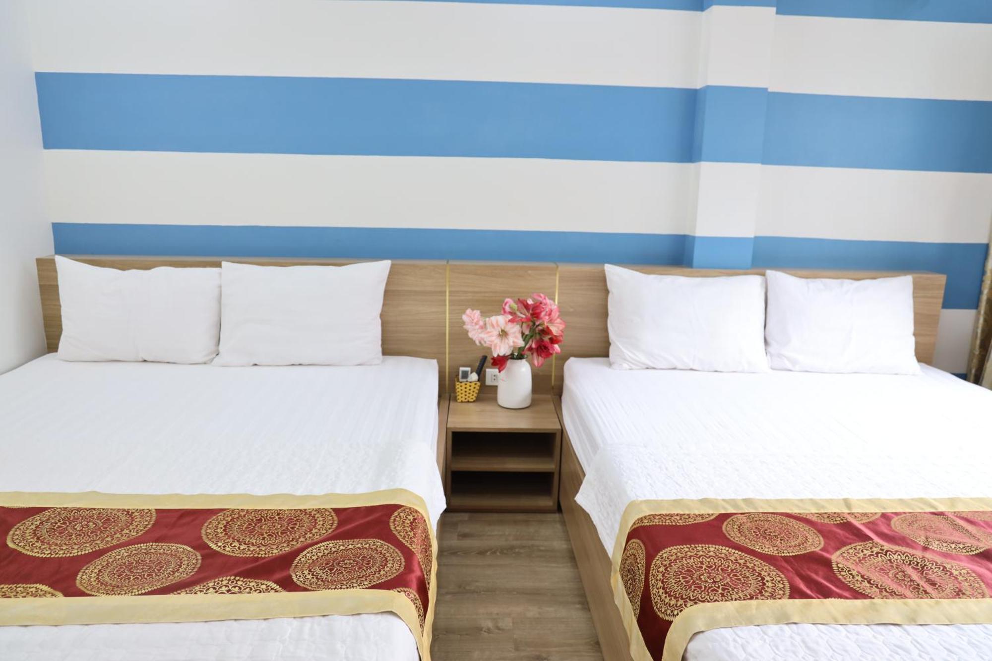 Hung Vuong Hotel Ha Long Exterior photo